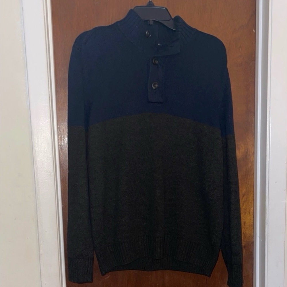 American Eagle Outfitters Dark Crewneck Sweater